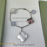 Браслет Van Cleef & Arpels Magic Alhambra, 5 мотивов