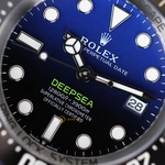 Rolex Deepsea 44 mm Oystersteel D-Blue Dial 136660