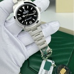 Rolex Explorer 40 mm Oystersteel Black Dial 224270