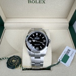 Rolex Explorer 40 mm Oystersteel Black Dial 224270