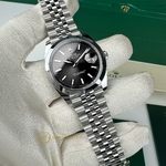 Rolex Datejust 41 mm Oystersteel Bright Black Dial 126300 Jubilee