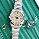 Rolex Oyster Perpetual 41 mm Oystersteel Beige Dial 134300