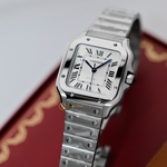 Cartier Santos De Cartier Medium Automatic Silver Opal Dial 41,9 x 35,1 mm WSSA0029